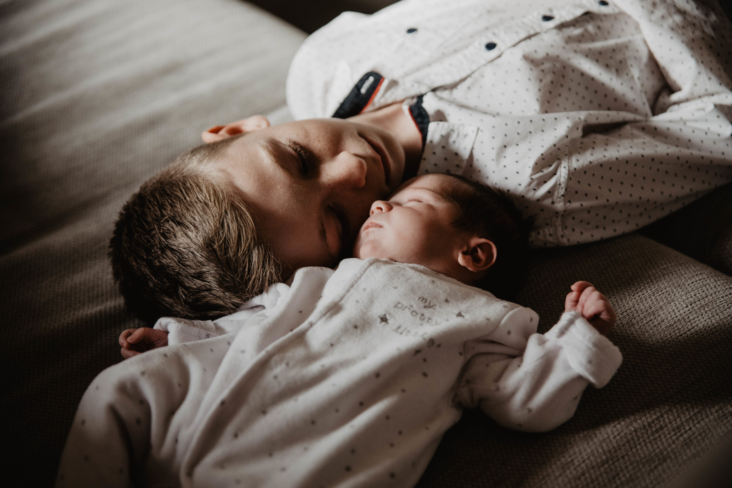 seance-photo-bebe-montfrin-julie-verdier-photographe