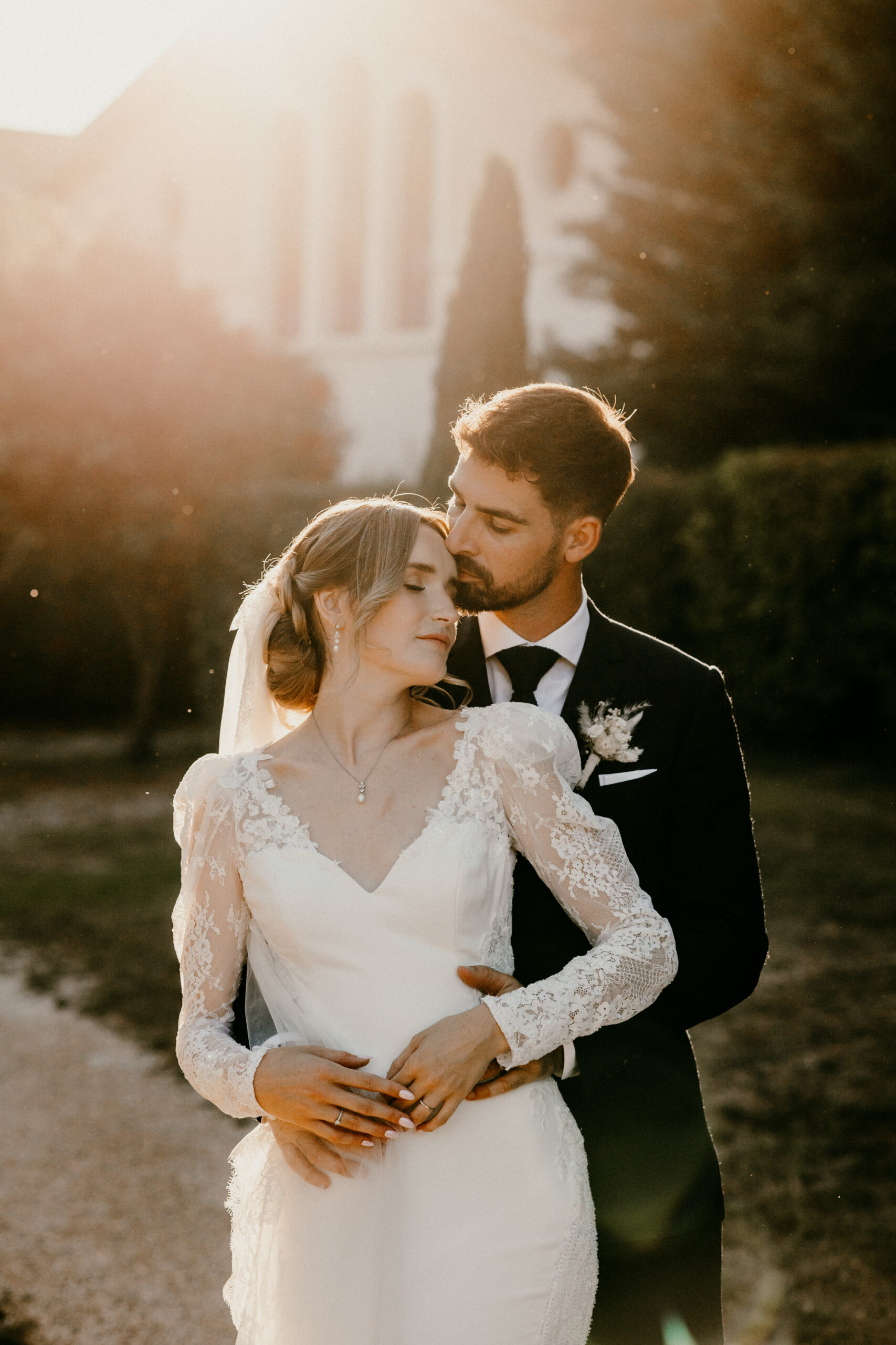 photo de couple mariage au mas de l'espérance à nîmes