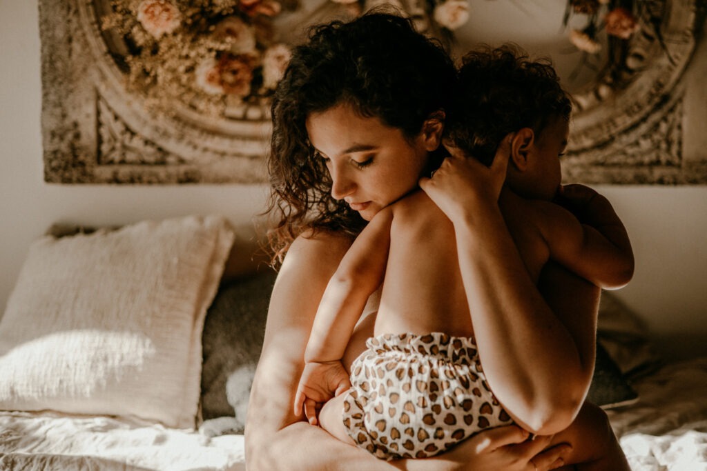photographe maternite intimiste et allaitement montpellier