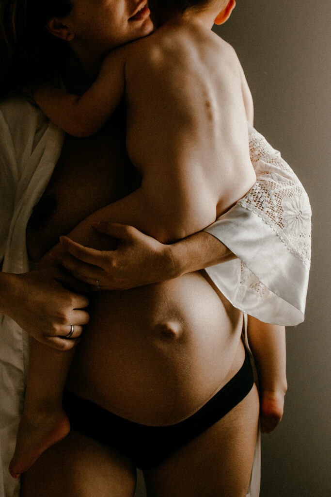 photographe maternite intimiste et allaitement montpellier