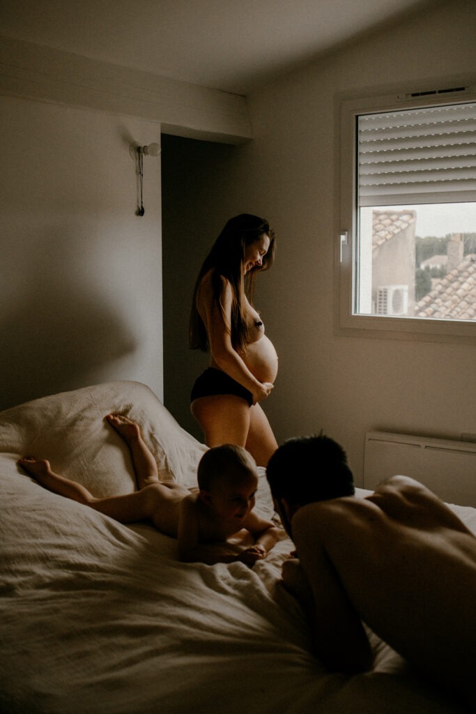 photographe maternite intimiste et allaitement montpellier