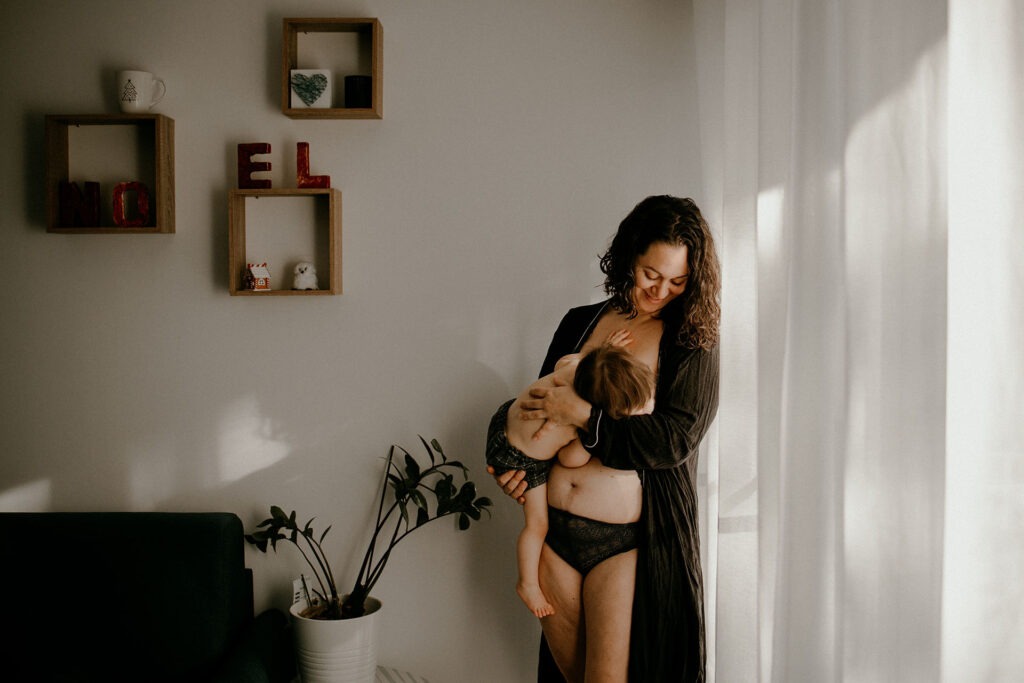 séance photo allaitement lifestyle montpellier